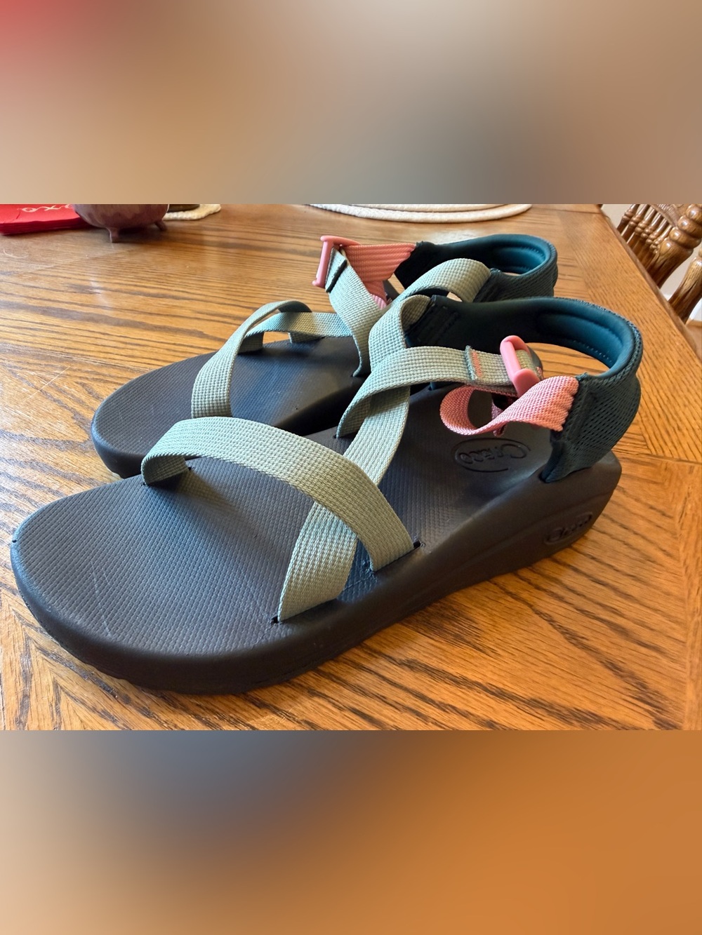 Chaco Women's Cushz Sandals in Sage Green (NIB)